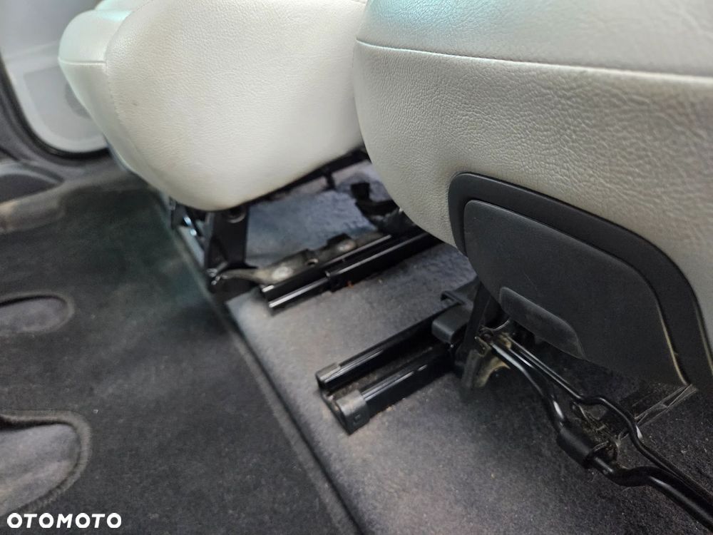 Peugeot 5008 2.0 HDi Family 7os - 15