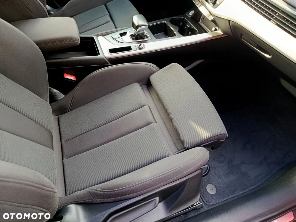 Audi A4 Avant 35 TFSI S tronic - 21