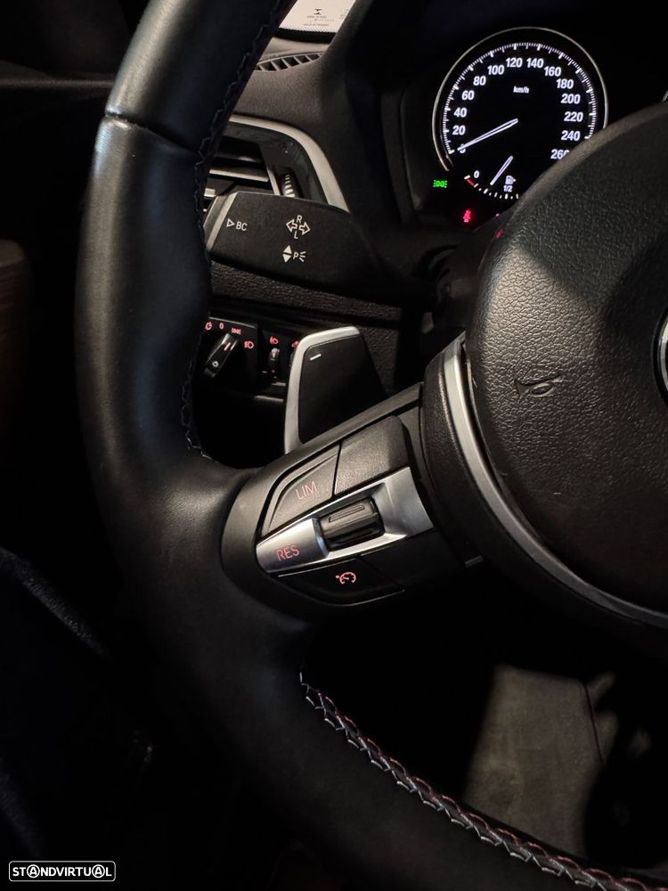 BMW 218 i Cabrio Line Luxury Auto - 38