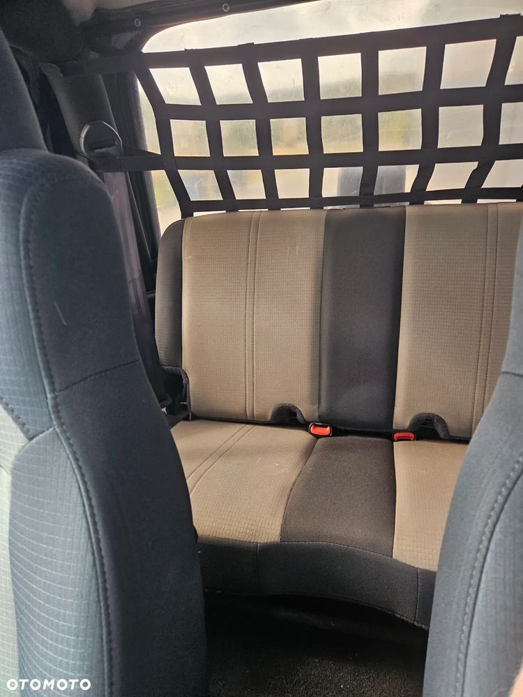 Jeep Wrangler 4.0 Automatik Sahara - 8