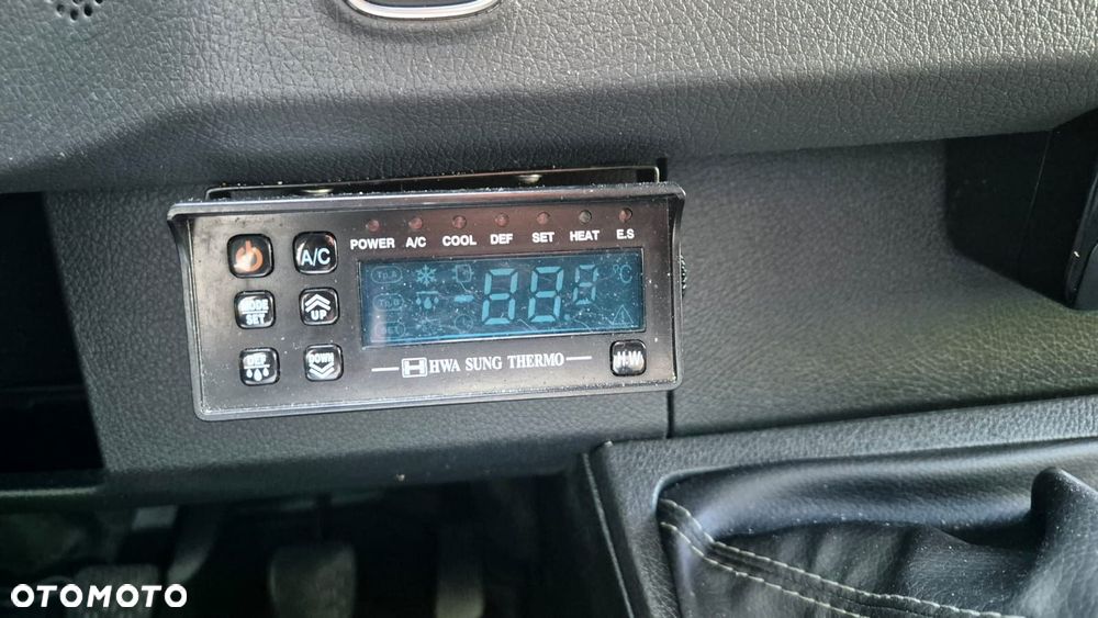 Mercedes-Benz Sprinter - 24