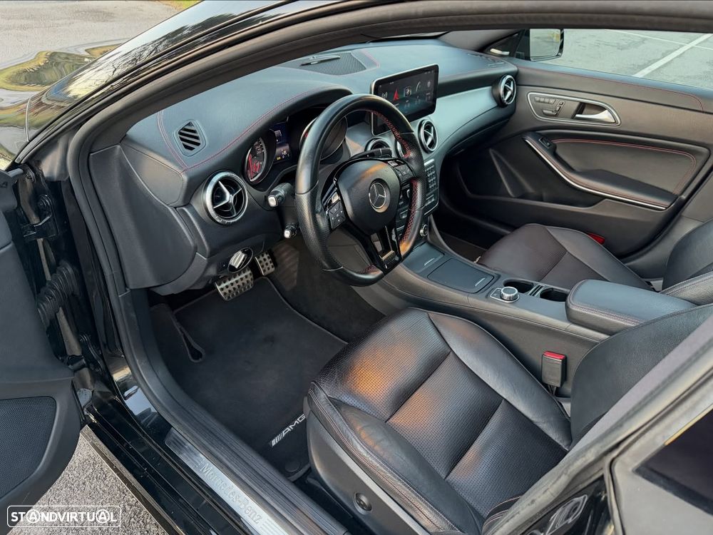 Mercedes-Benz CLA 220 CDI 7G-DCT AMG Line - 13