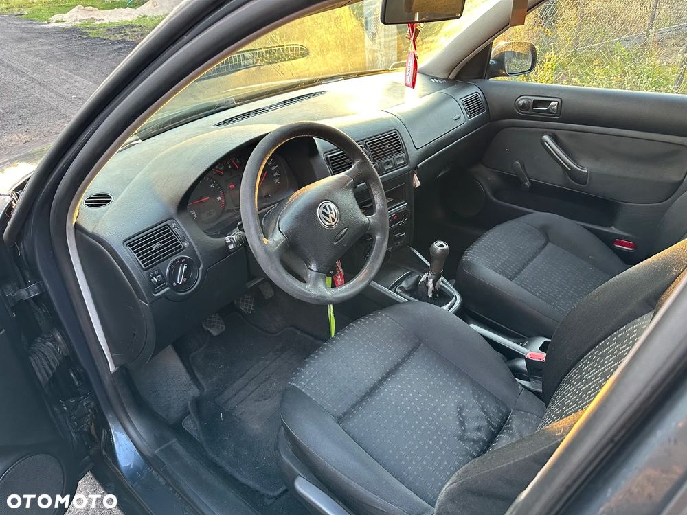 Volkswagen Golf 1.9 TDI Comfortline - 6