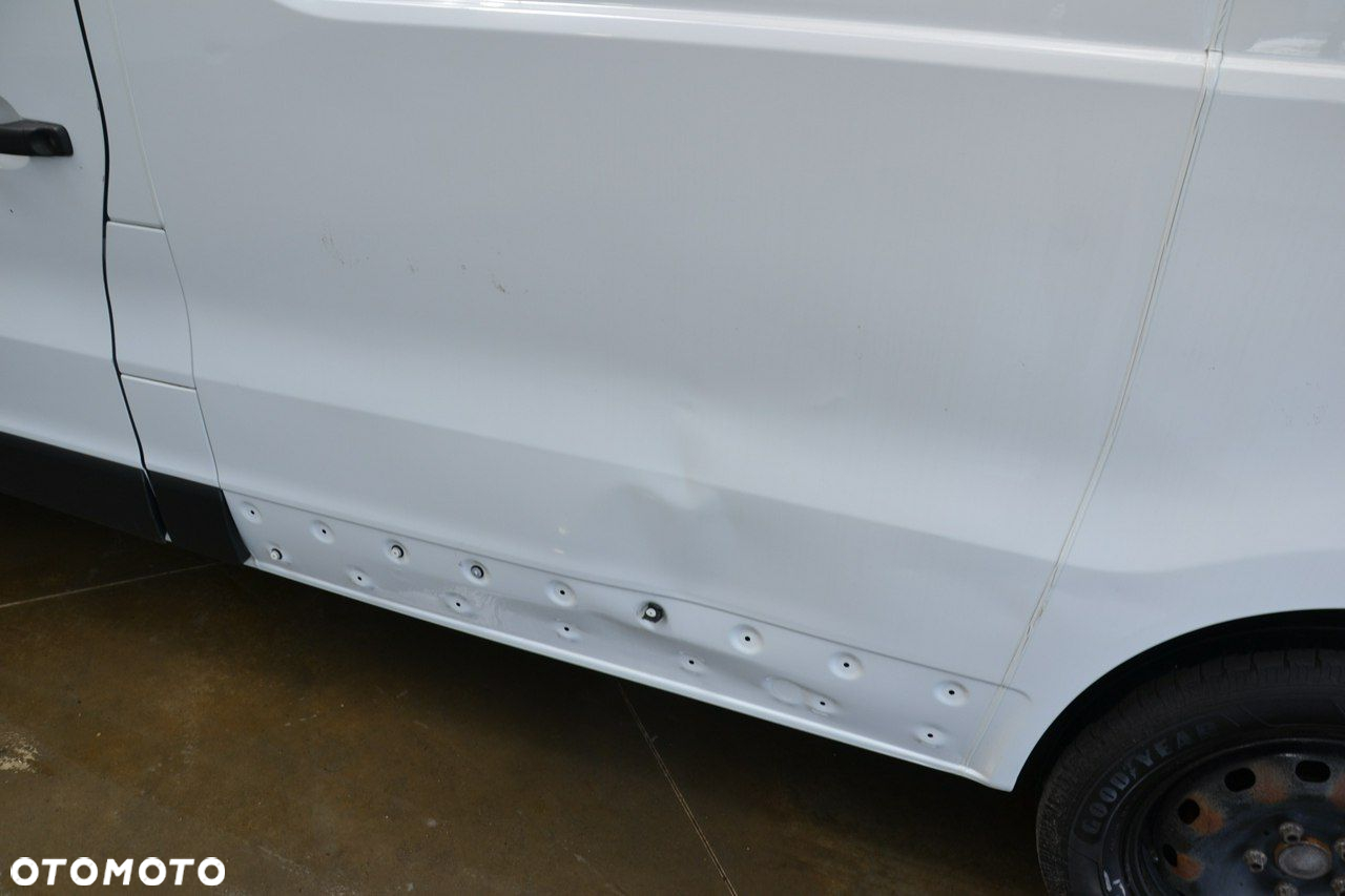Renault Trafic - 17