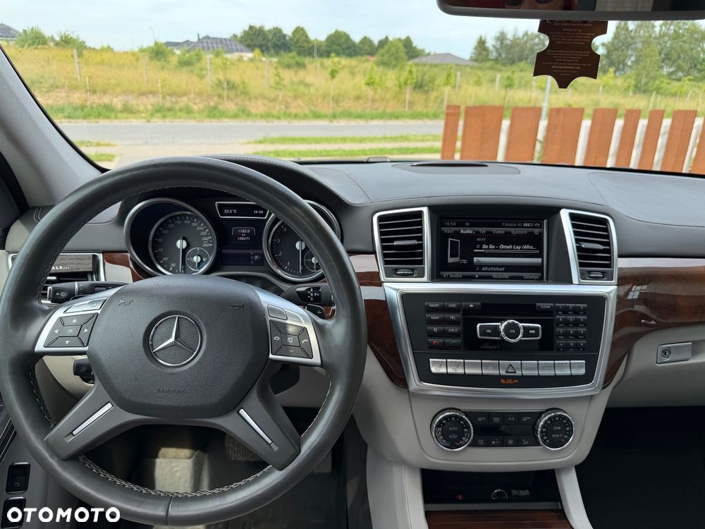 Mercedes-Benz GL 500 4-Matic - 14
