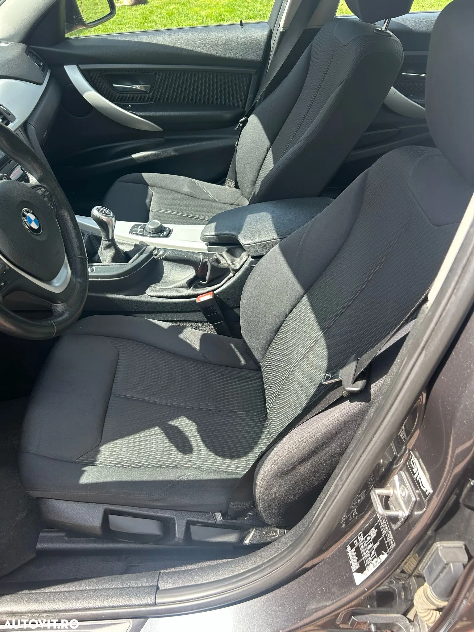 BMW Seria 3 318d - 3