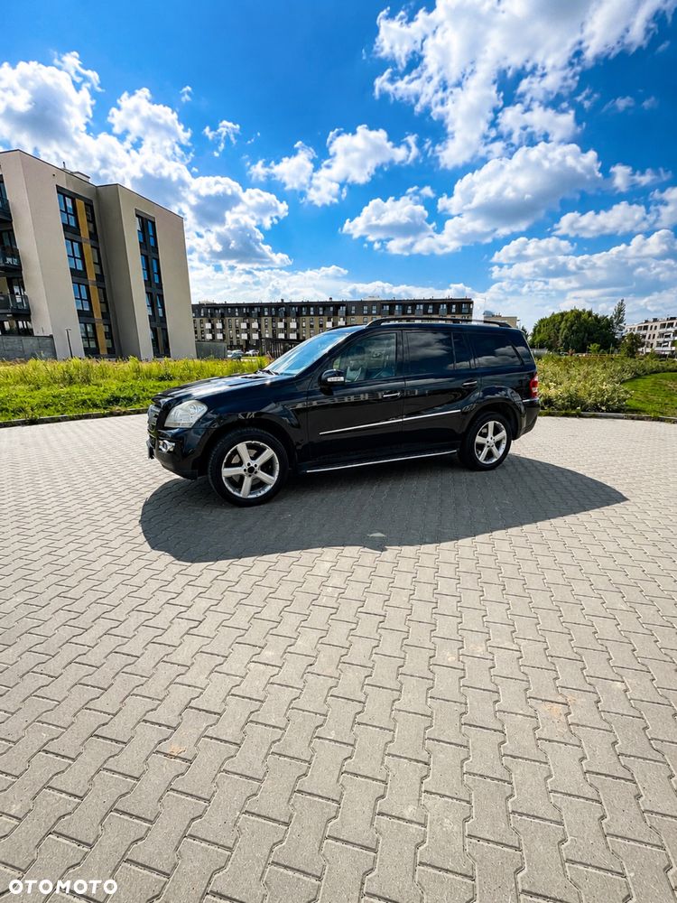 Mercedes-Benz GL - 1