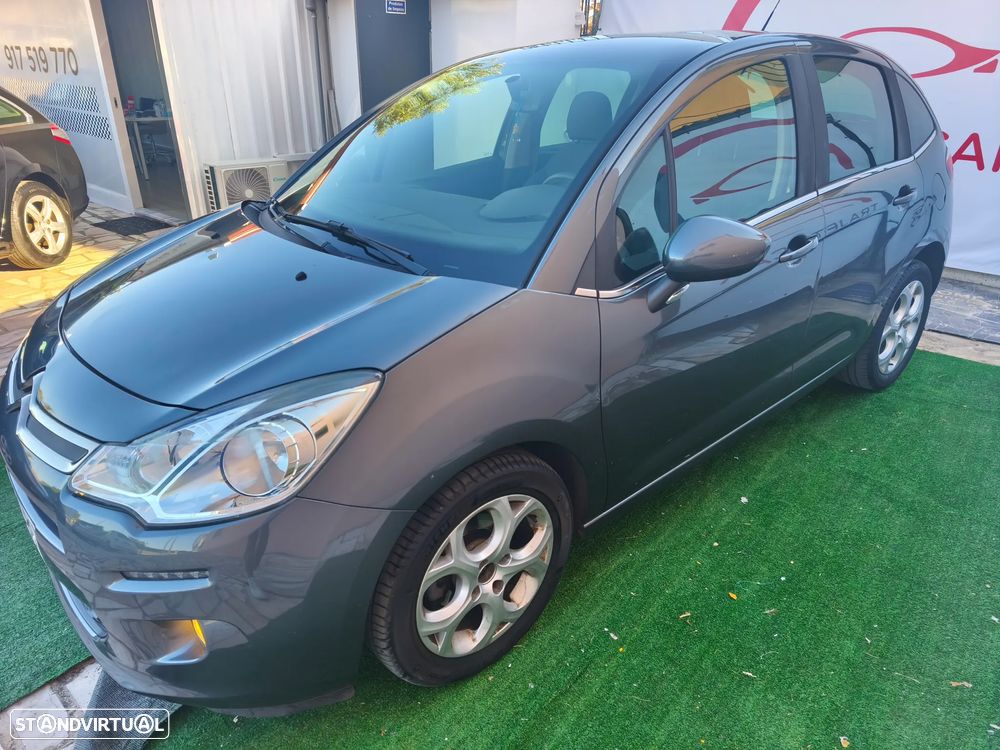 Citroën C3 1.2 PureTech Shine - 2