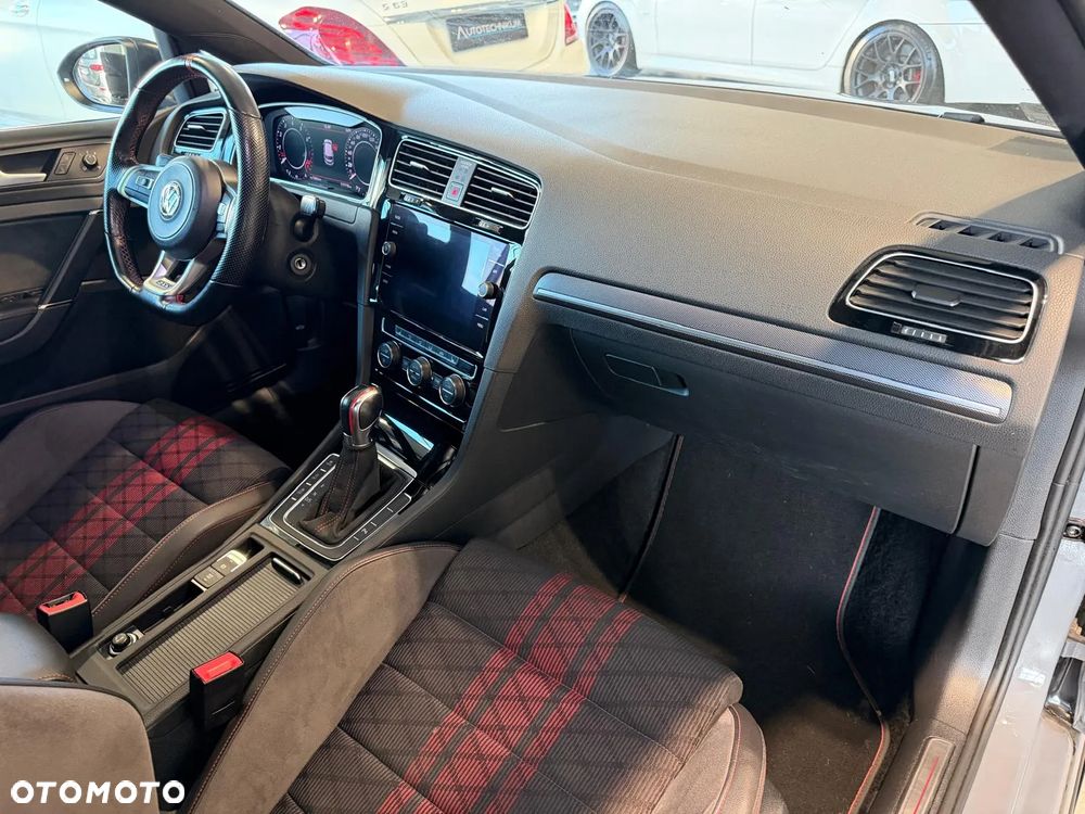 Volkswagen Golf GTI TCR 2.0 TSI OPF DSG - 9
