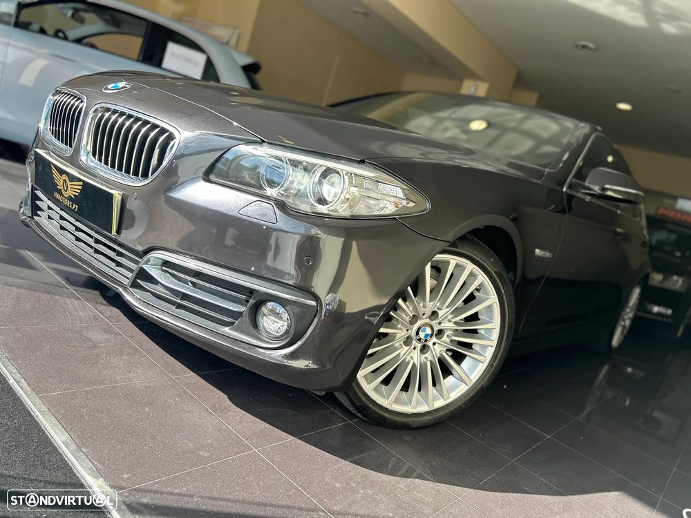 BMW 520 d Line Luxury Auto - 2