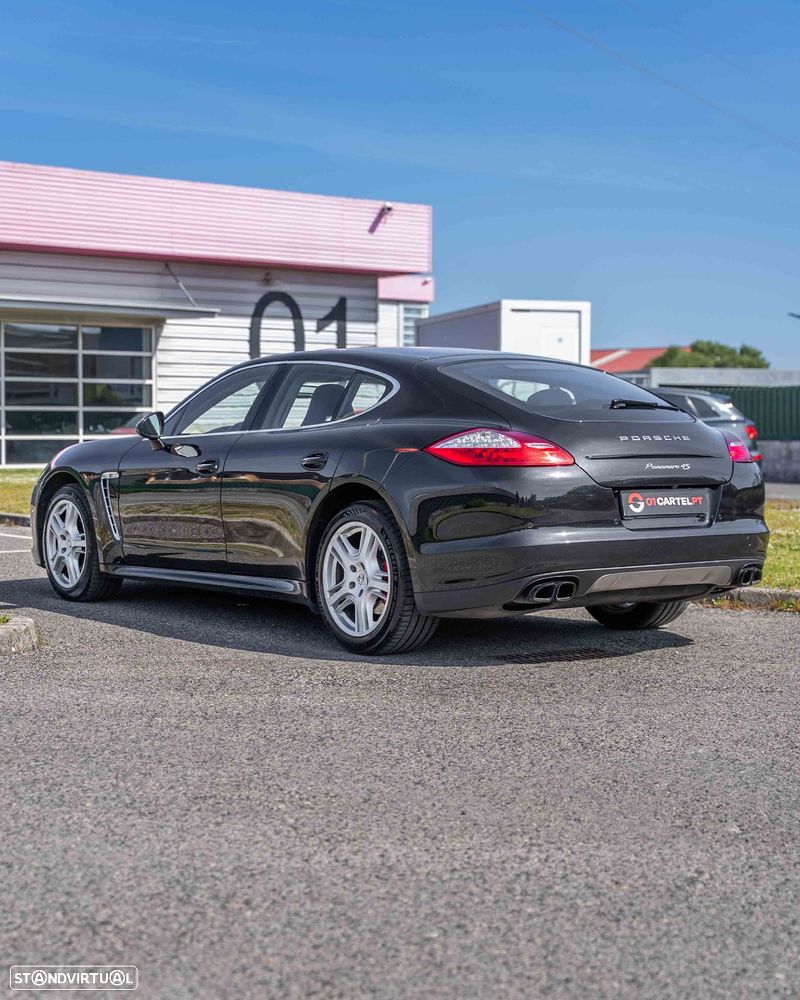 Porsche Panamera 4S PDK - 8