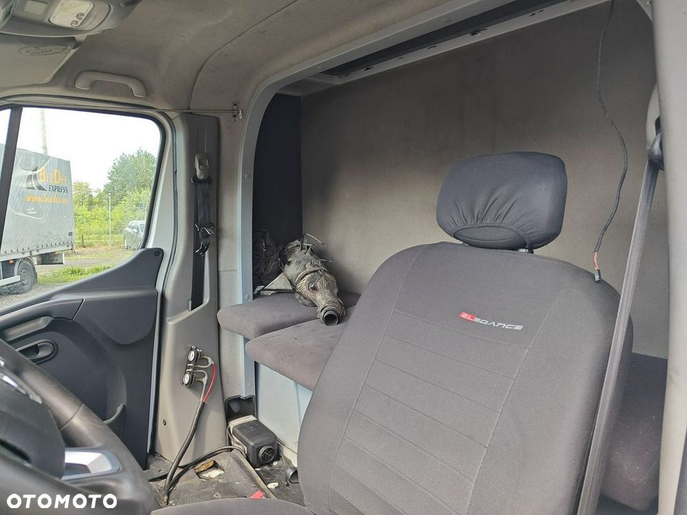 Renault Master - 11
