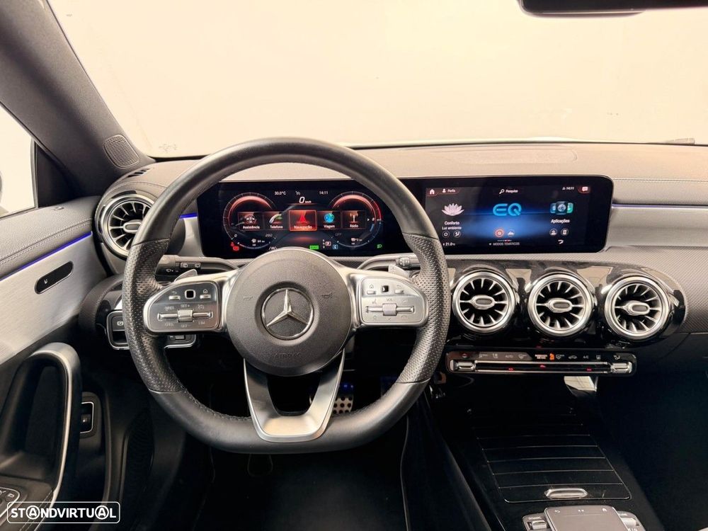 Mercedes-Benz CLA 250 e Shooting Brake AMG Line - 9