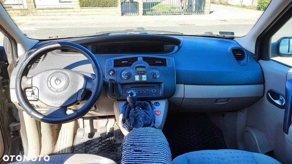 Renault Scenic 1.9 dCi Confort Authentique - 15