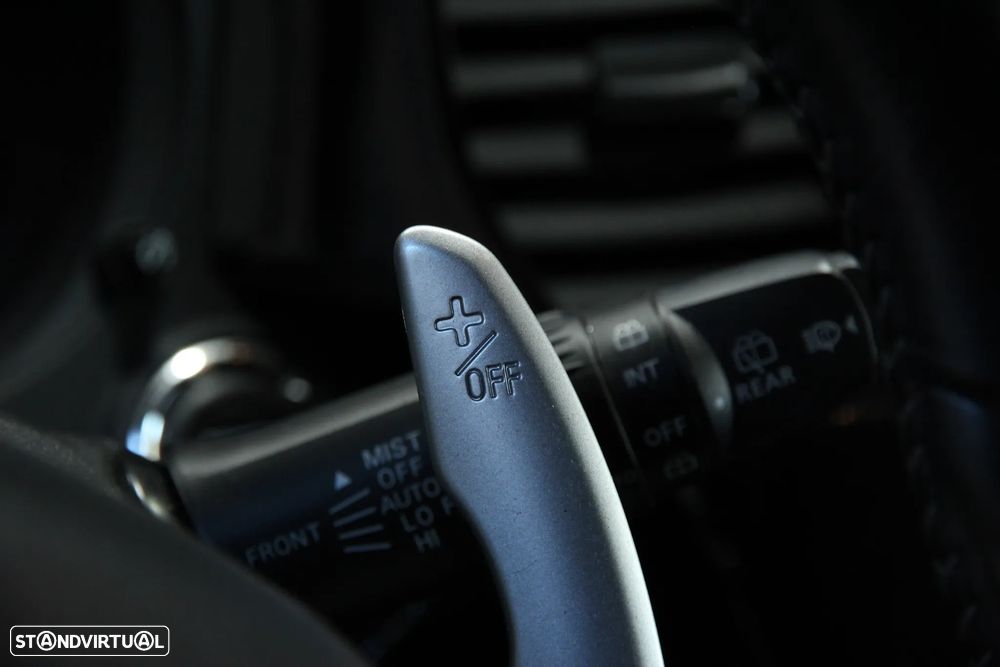 Mitsubishi Outlander 2.4 PHEV Instyle - 19