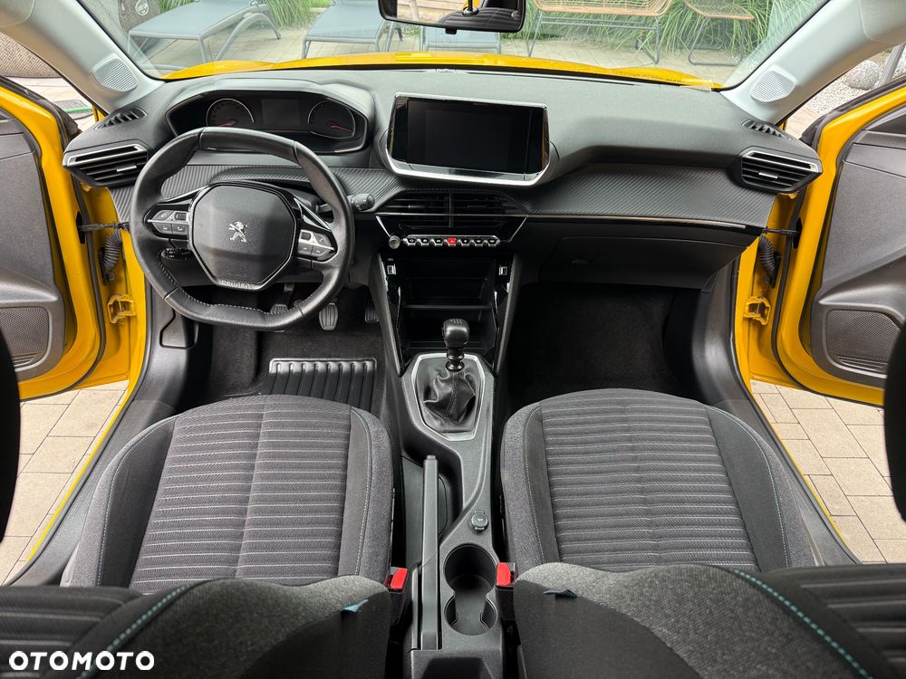 Peugeot 208 TURBO 100 Style - 17