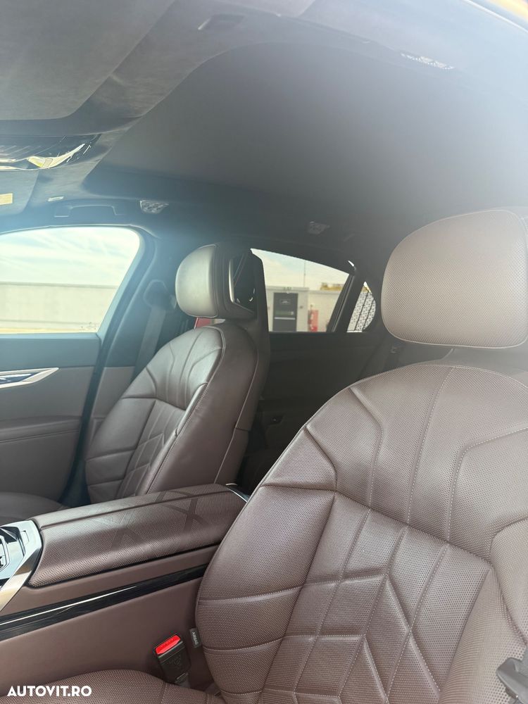 BMW Seria 7 750e xDrive AT PHEV - 25