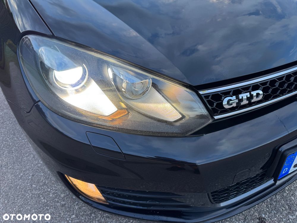 Volkswagen Golf 2.0 TDI DPF DSG GTD - 11