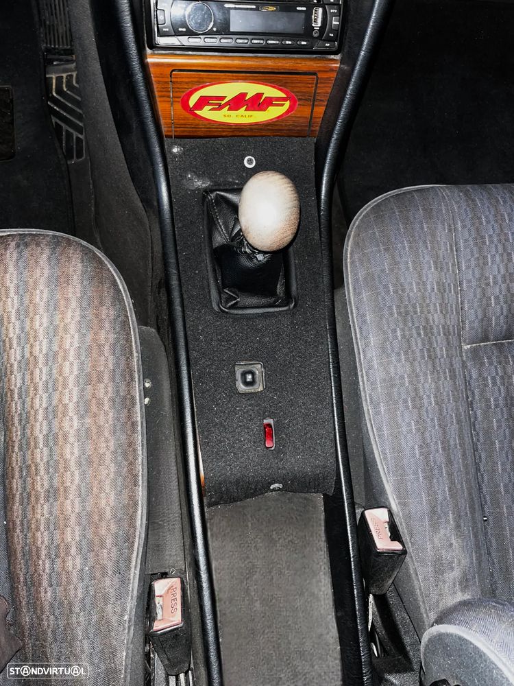 Mercedes-Benz W124 (1984-1997) 250 TD - 7