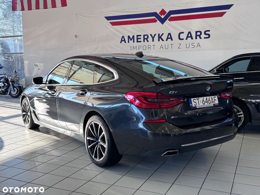 BMW 6GT - 4