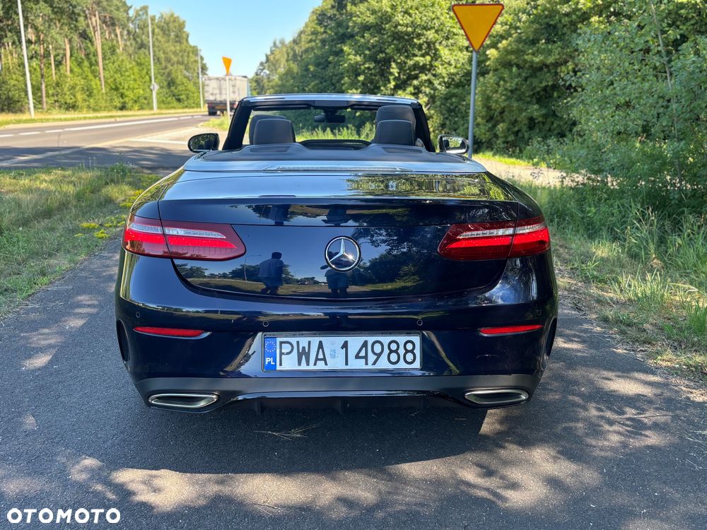 Mercedes-Benz Klasa E 300 9G-TRONIC - 9