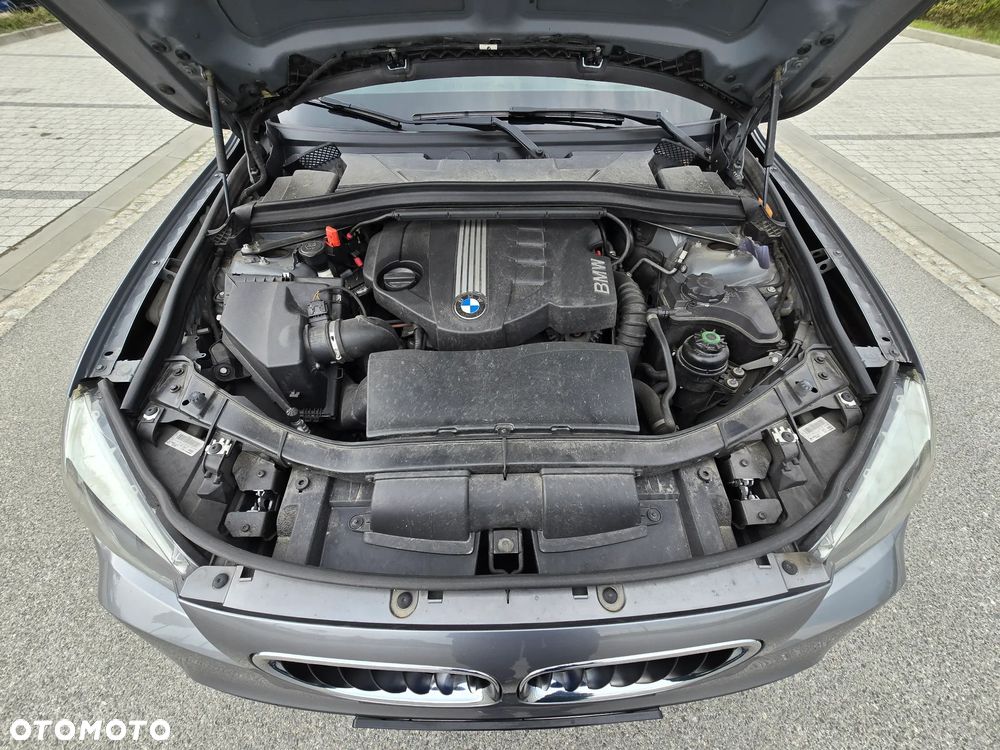BMW X1 sDrive18d xLine - 16