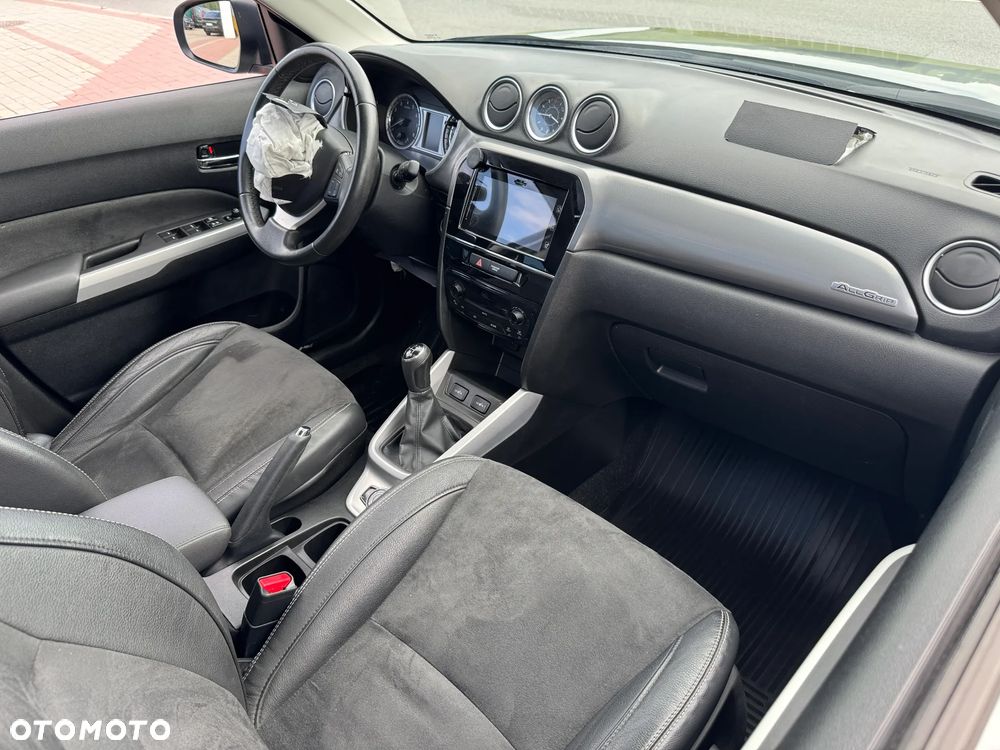 Suzuki Vitara 1.6 Premium 4WD - 11