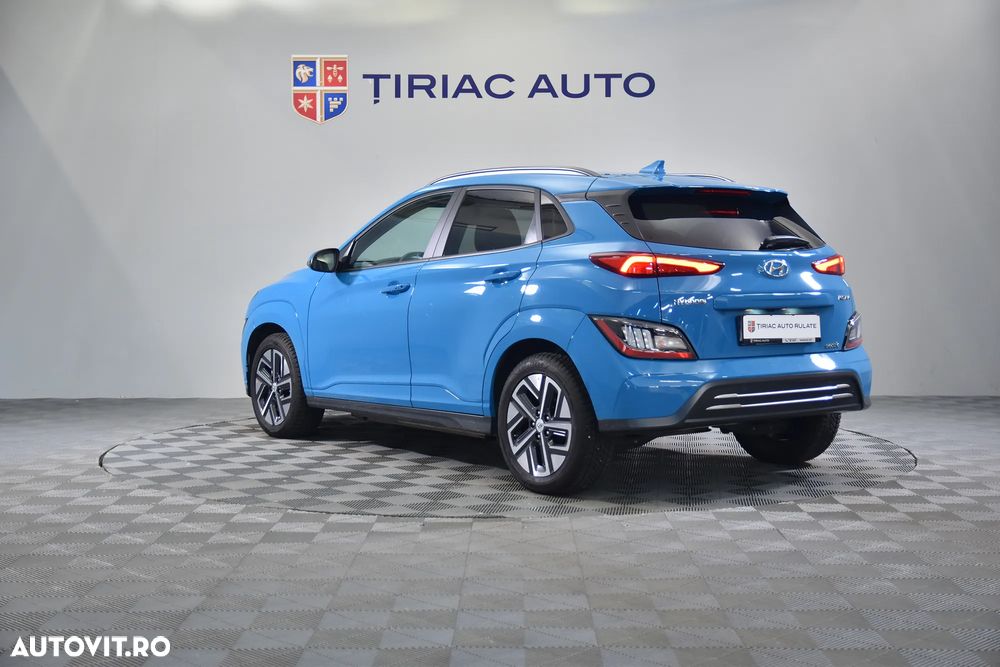 Hyundai KONA - 4