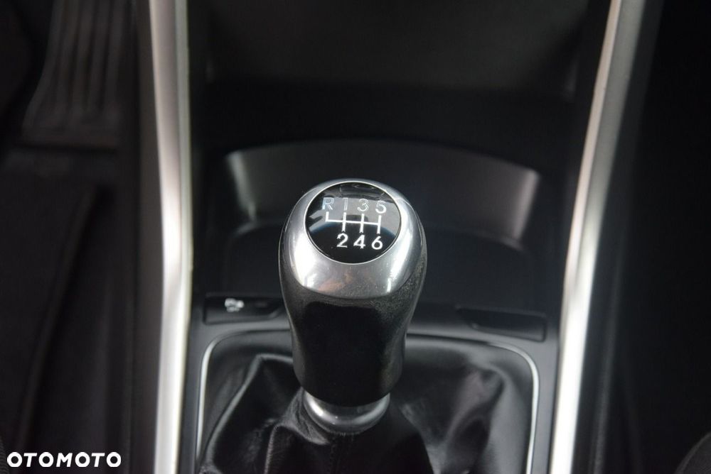 Hyundai i30 - 32