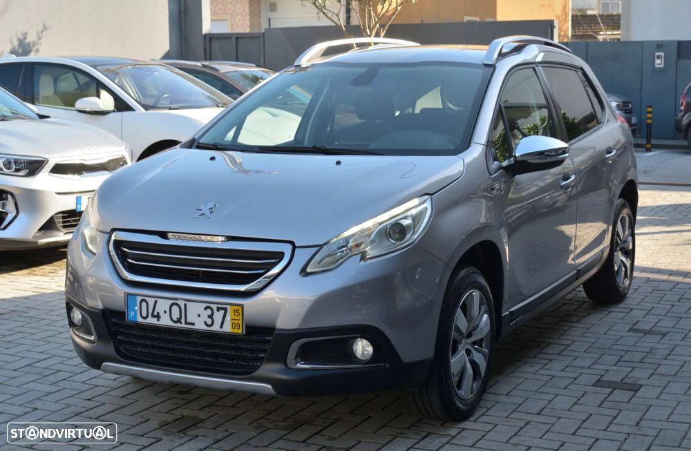 Peugeot 2008 1.2 PureTech Style - 3