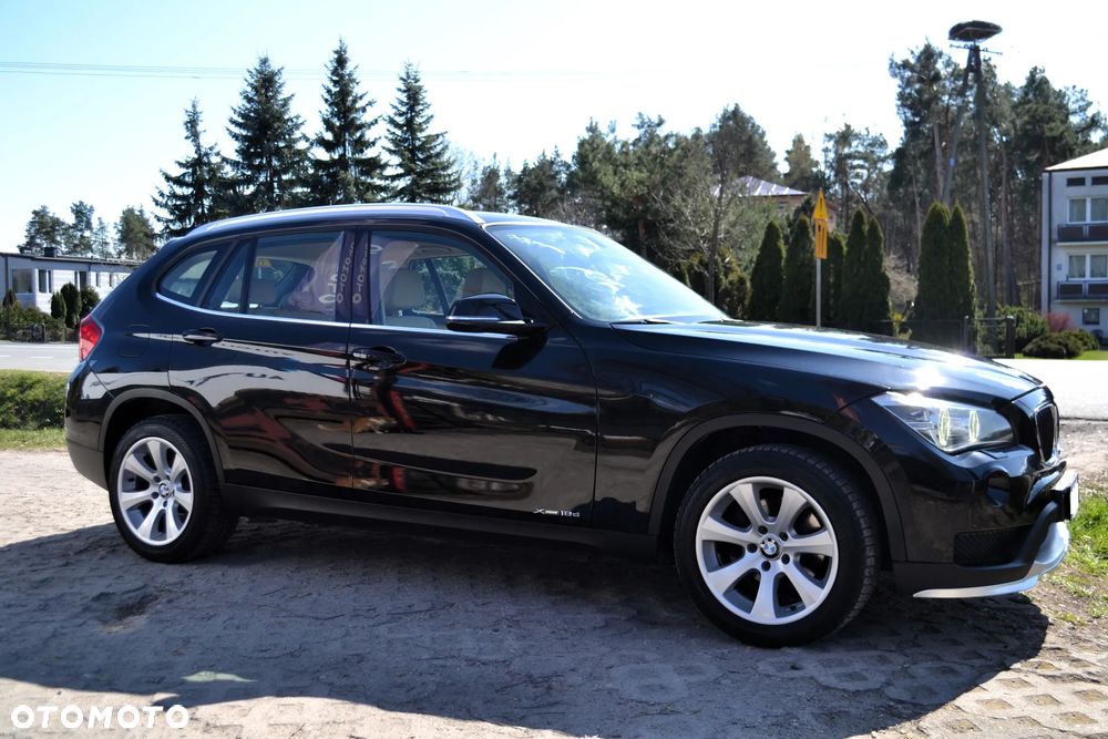 BMW X1 xDrive18d Sport Line - 1