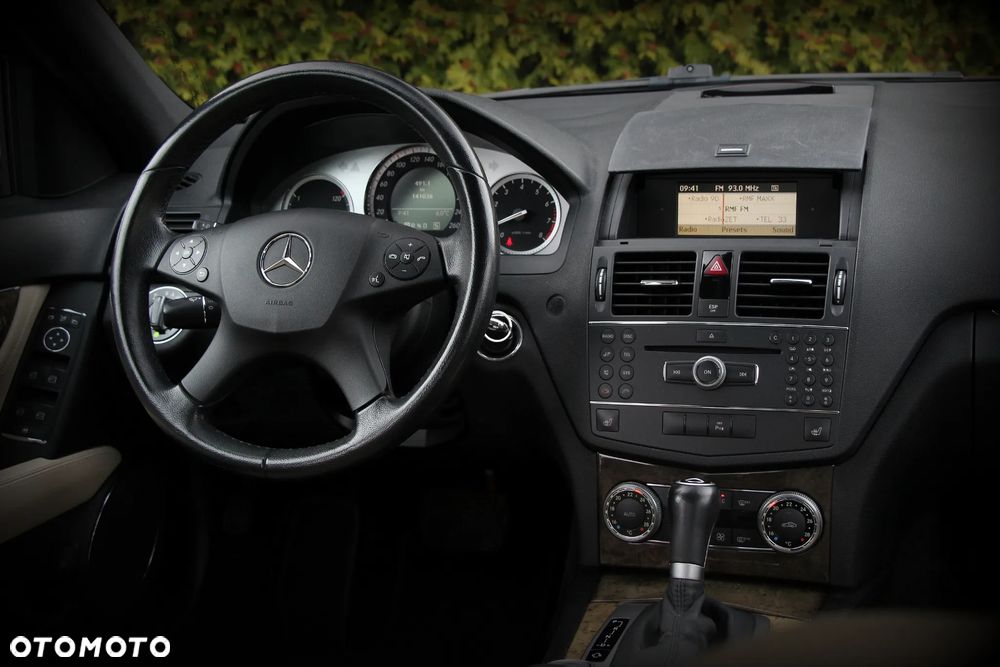 Mercedes-Benz Klasa C 280 7G-TRONIC Avantgarde - 21