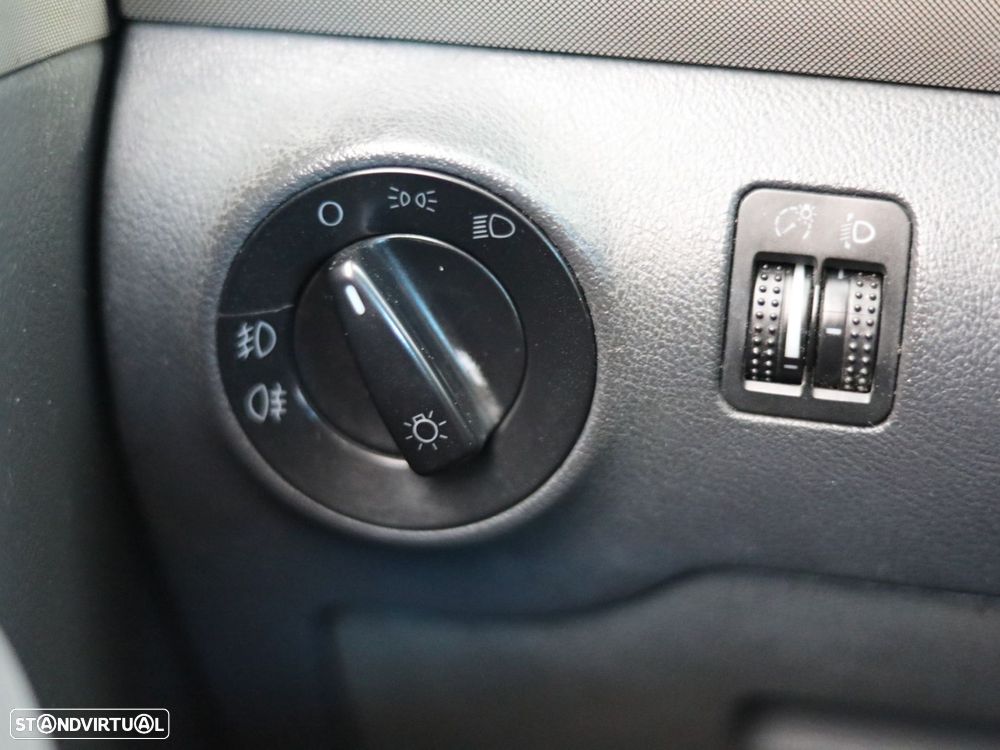VW Sharan 1.9 TDi Confortline - 17