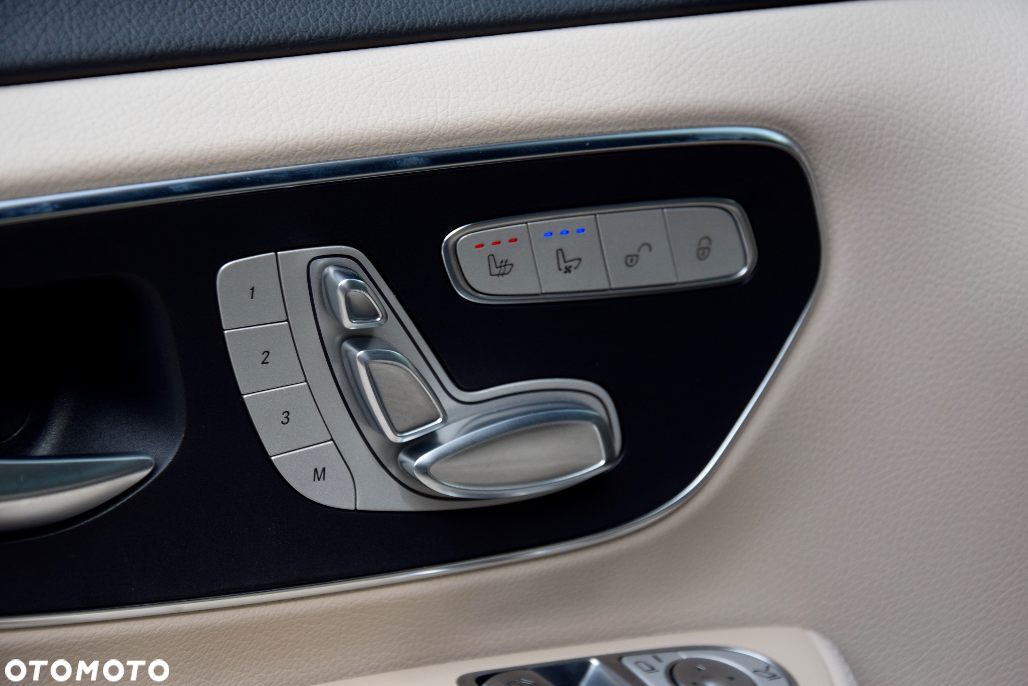 Mercedes-Benz Klasa V 300 d 4-Matic 9G-Tronic Avantgarde (ekstra d³) - 13