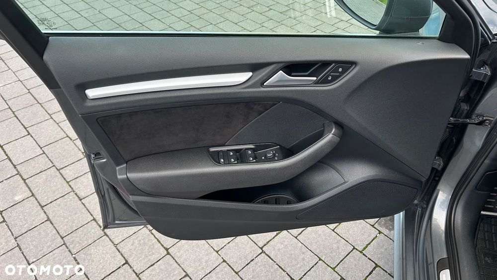 Audi A3 Sportback 1.6 TDI (clean diesel) S line Sportpaket - 20
