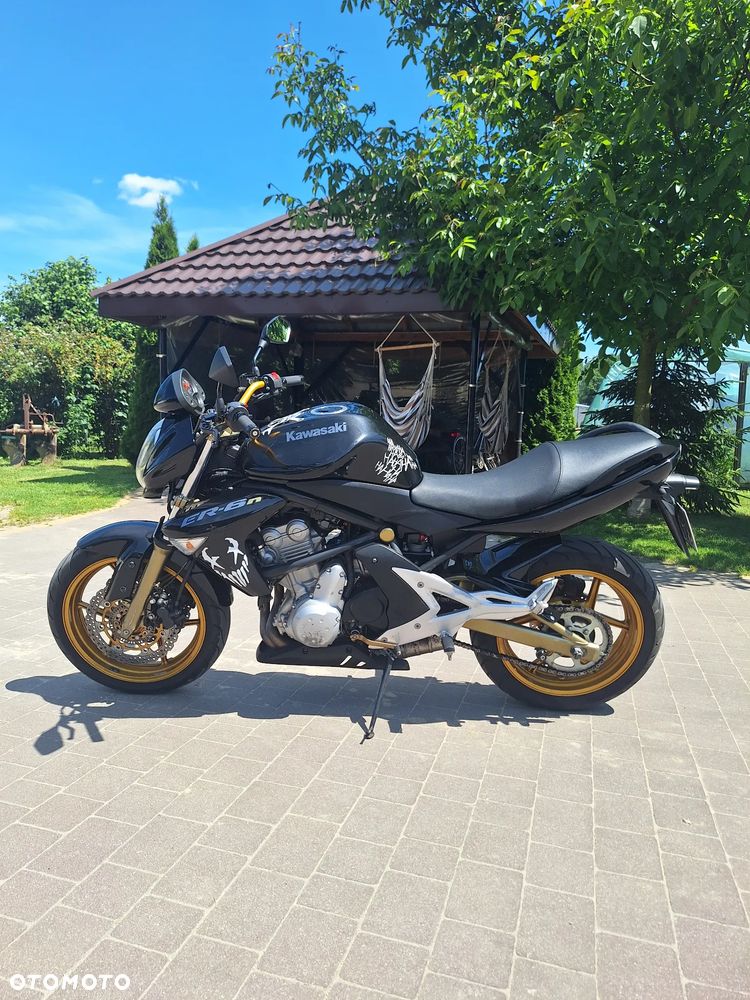Kawasaki ER - 4