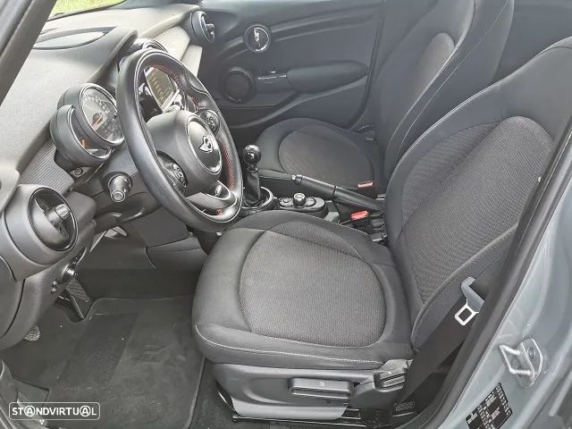 MINI 5 Portas Cooper D - 20