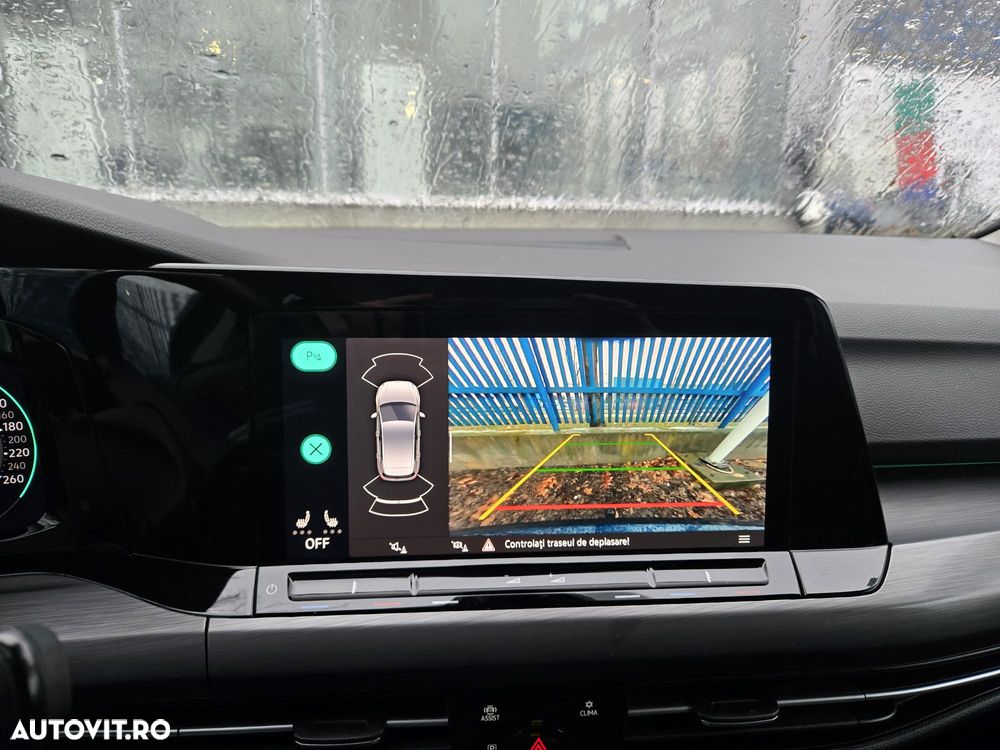 Volkswagen Golf 1.5 eTSI ACT DSG MHEV Style - 27