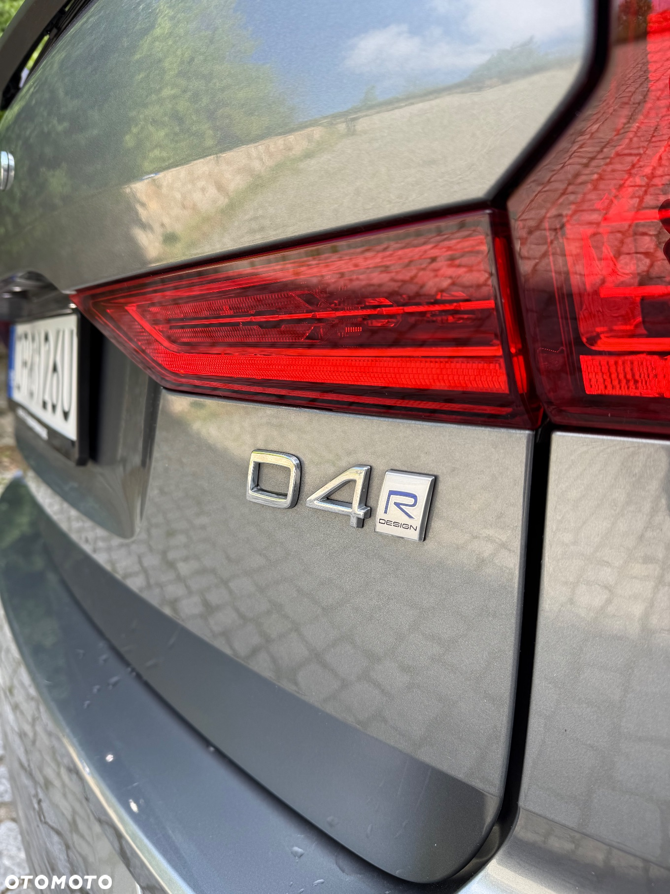 Volvo XC 60 D4 AWD R-Design - 8