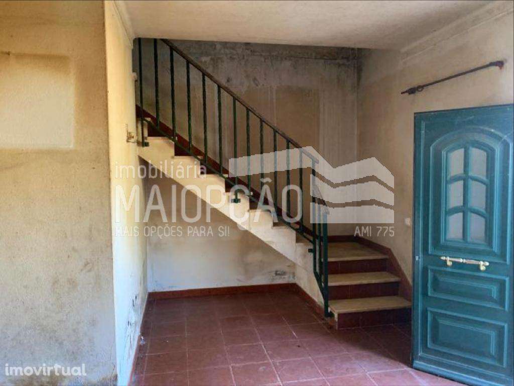 MORADIA EM CORUCHE - Grande imagem: 4/15