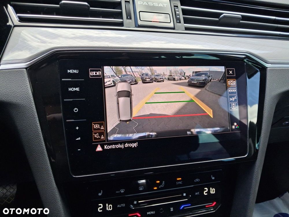 Volkswagen Passat 2.0 TDI SCR DSG Business - 23