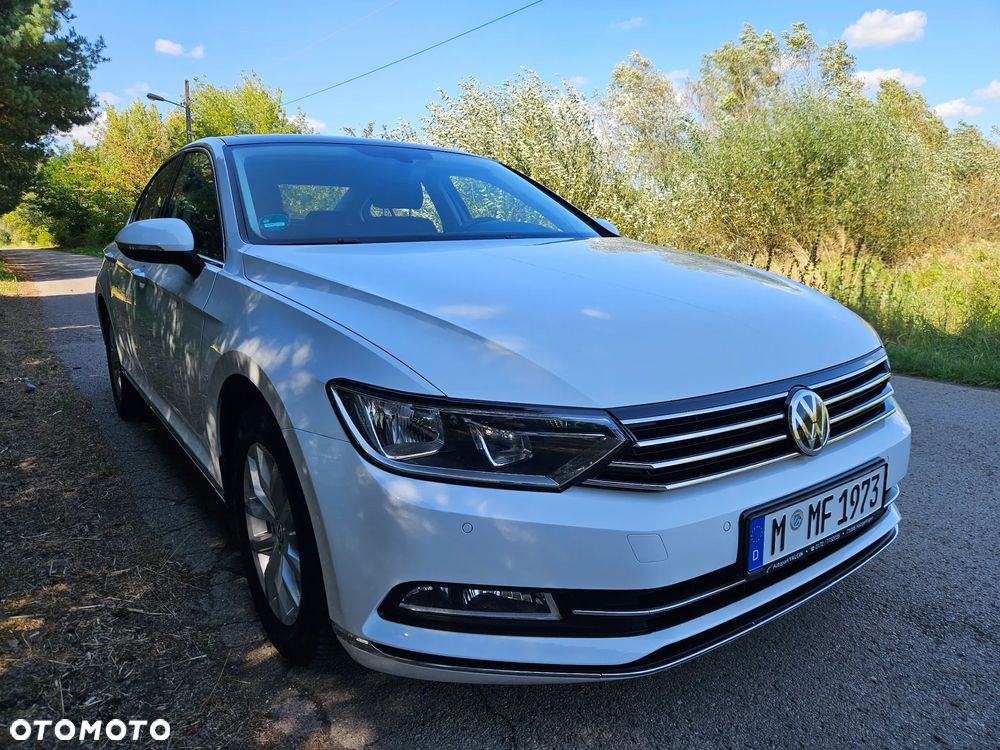 Volkswagen Passat 2.0 TDI BMT Comfortline - 10
