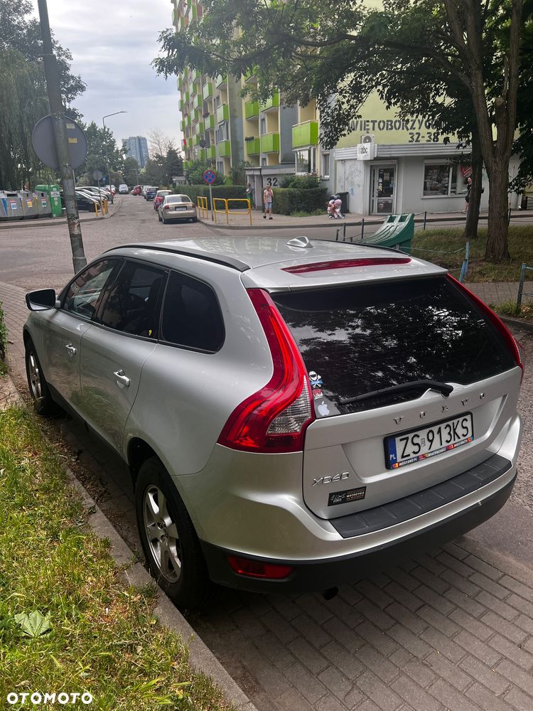 Volvo XC 60 D3 Kinetic - 3