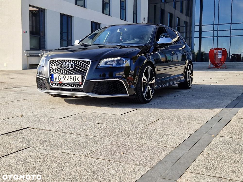 Audi RS3 Sportback - 19