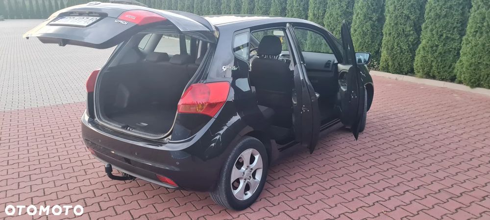 Kia Venga - 8