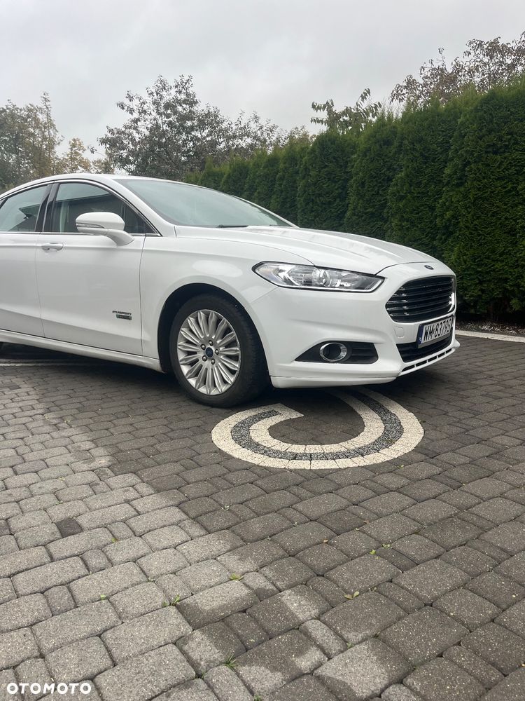 Ford Fusion - 10