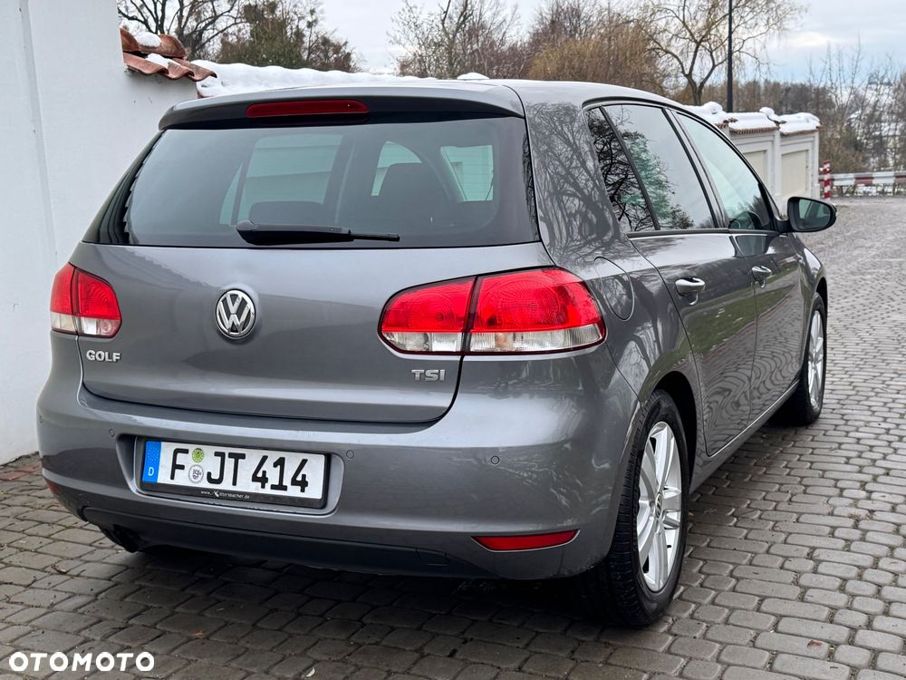 Volkswagen Golf - 38