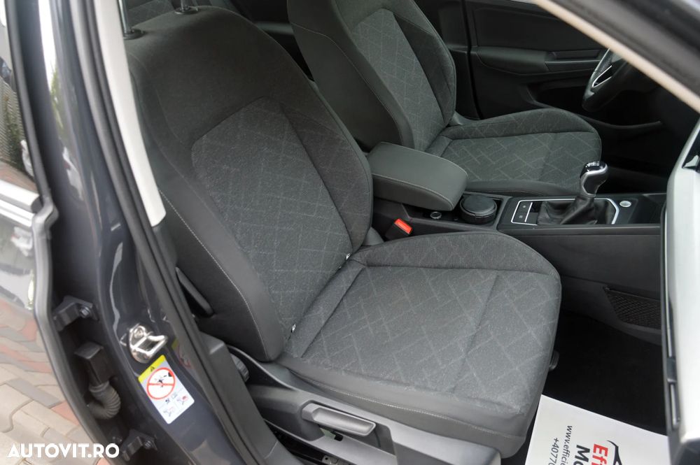 Volkswagen Golf 2.0 TDI Life - 29