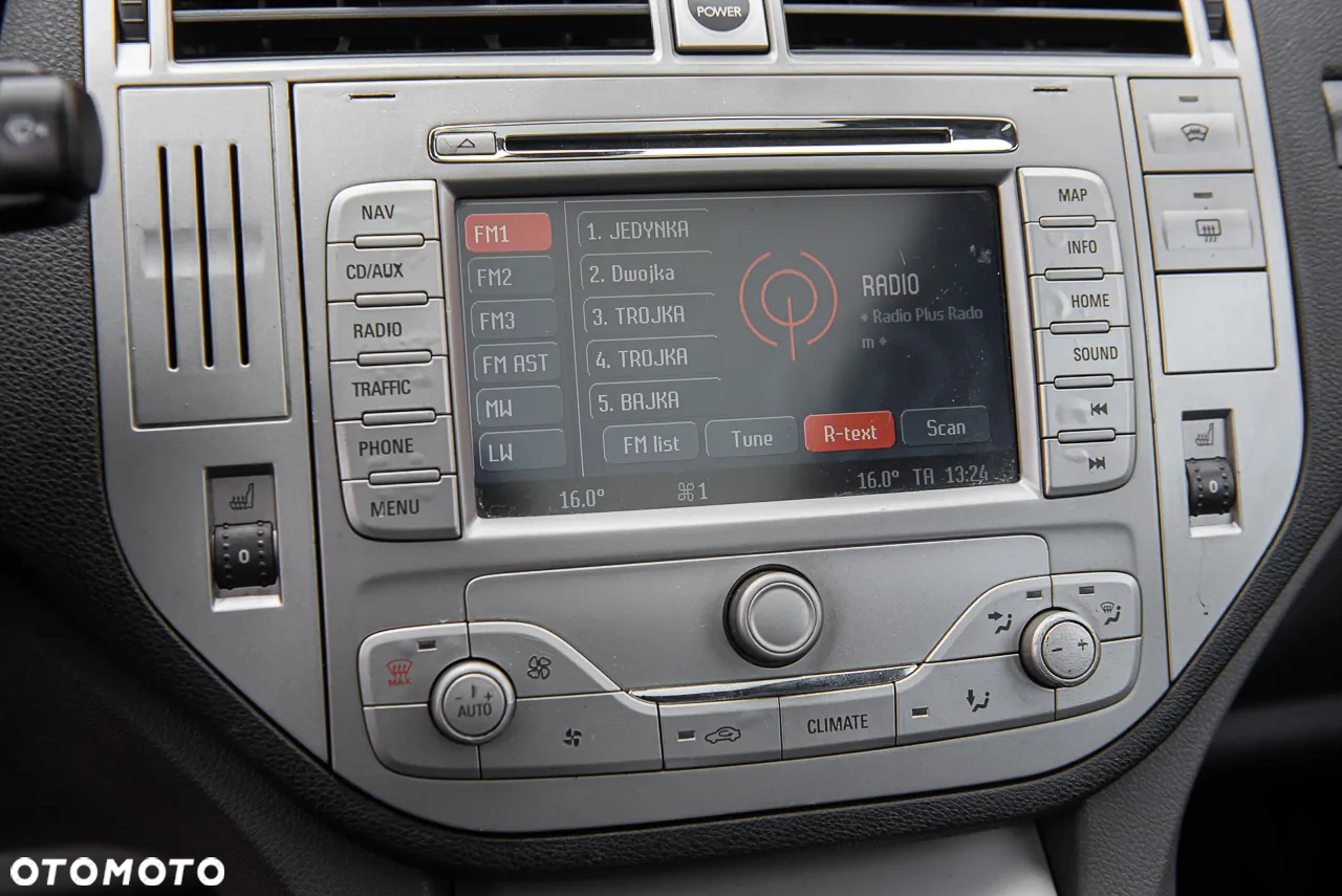 Ford Kuga 2.0 TDCi 4x4 Titanium - 22