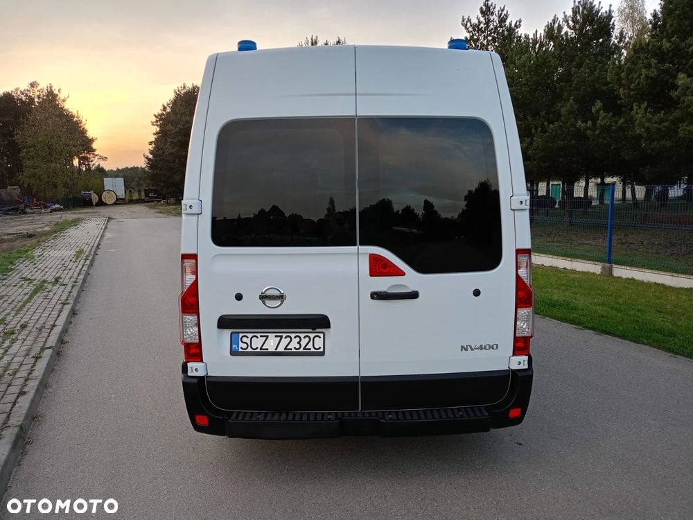 Nissan nv400 - 10